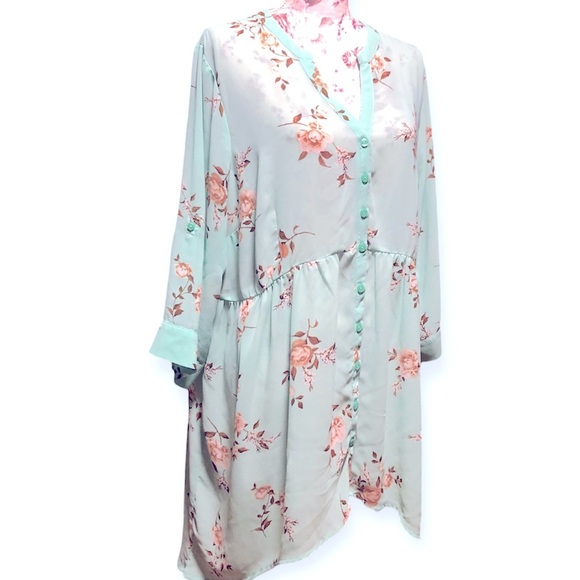 Torrid Floral Chiffon Hi- Low Baby Doll Tunic Blouse - Picture 5 of 5